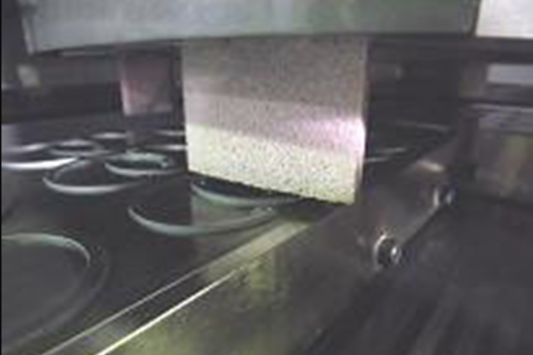 極細厚み公差（NCフライス加工）